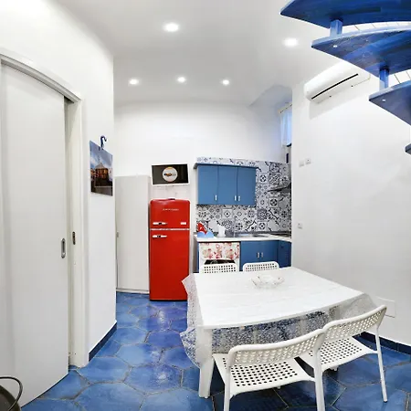 Maison Bleu Mimma Nápoles